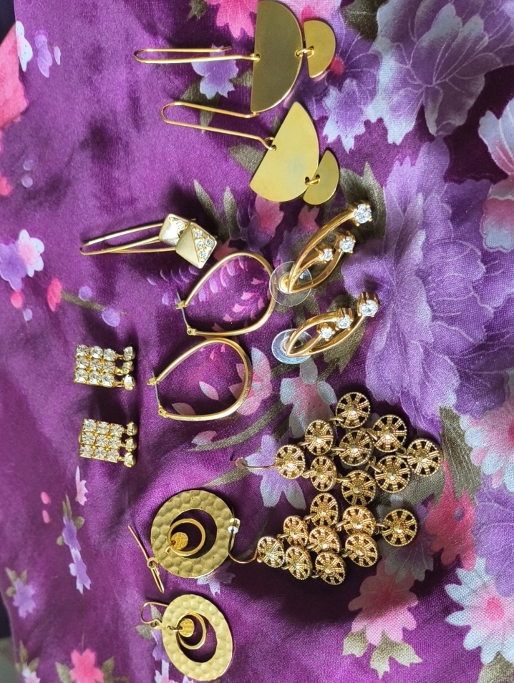 7 Pair Mixed Variety Goldtone Earrings